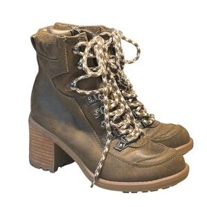 Carlos By Carlos Santana Ardent Combat Lace Up Lug Sole Heel Booties Size 8.5